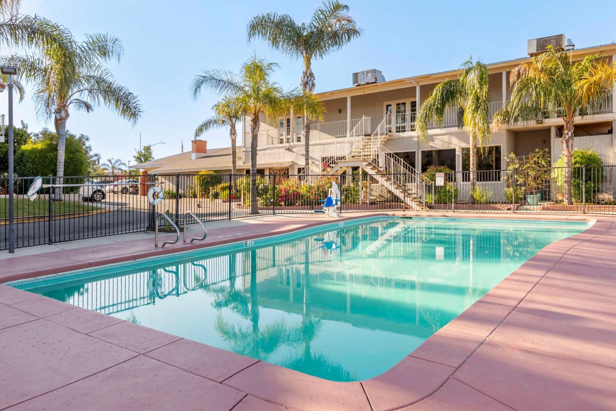 Best Western Plus Hill House Bakersfield Exterior foto